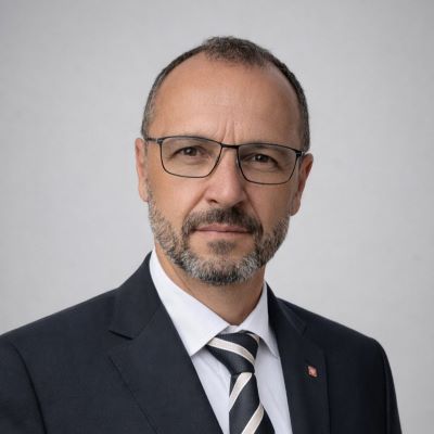 Portrait Helmut Schmid